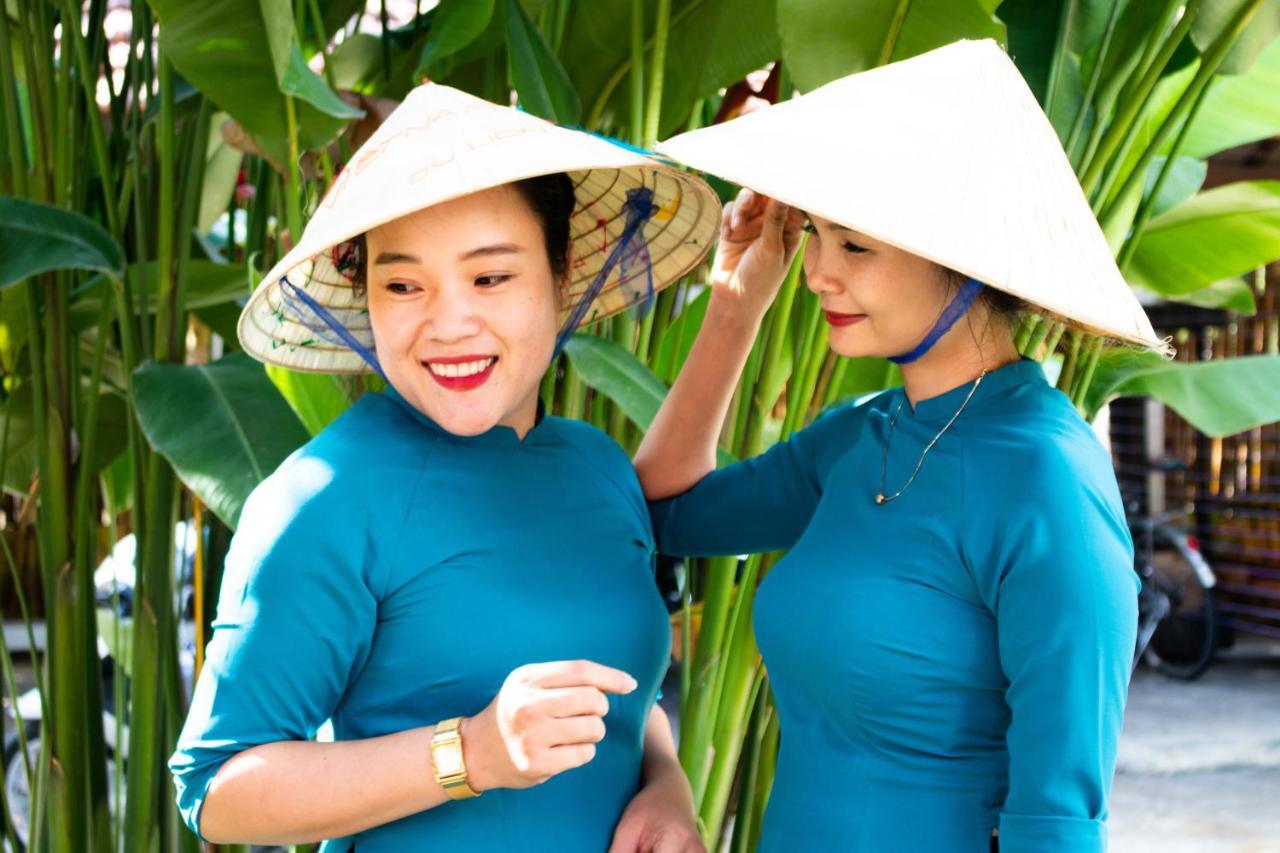 Serendipity Hoi An Hostel エクステリア 写真