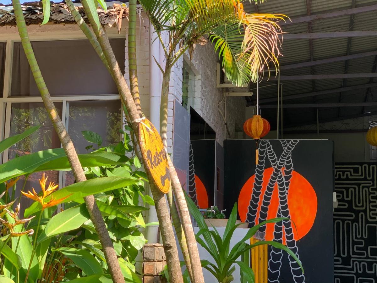 Serendipity Hoi An Hostel エクステリア 写真