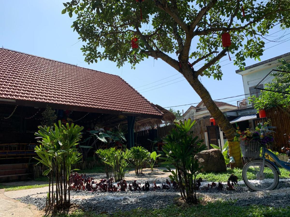 Serendipity Hoi An Hostel エクステリア 写真